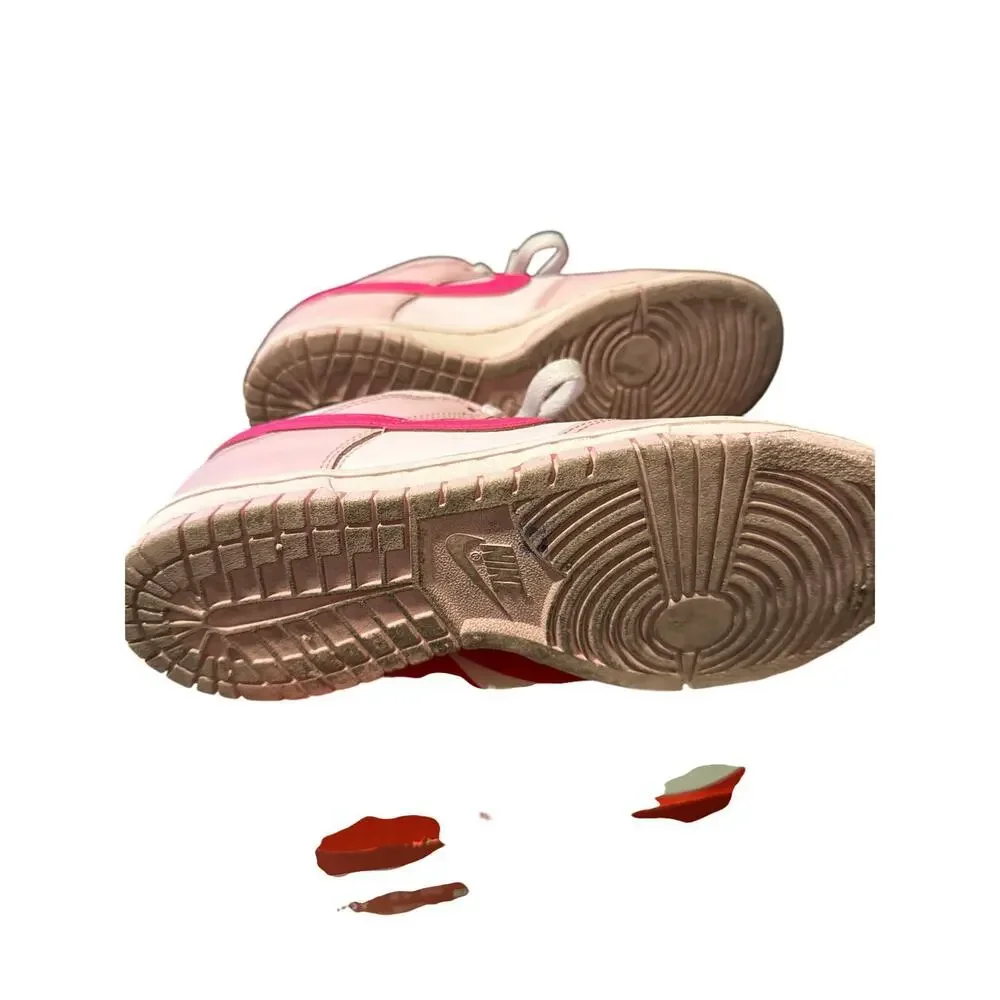 NIKE DUNK LOW - pink - size 5.5 TRIPLE PINK BARBIE